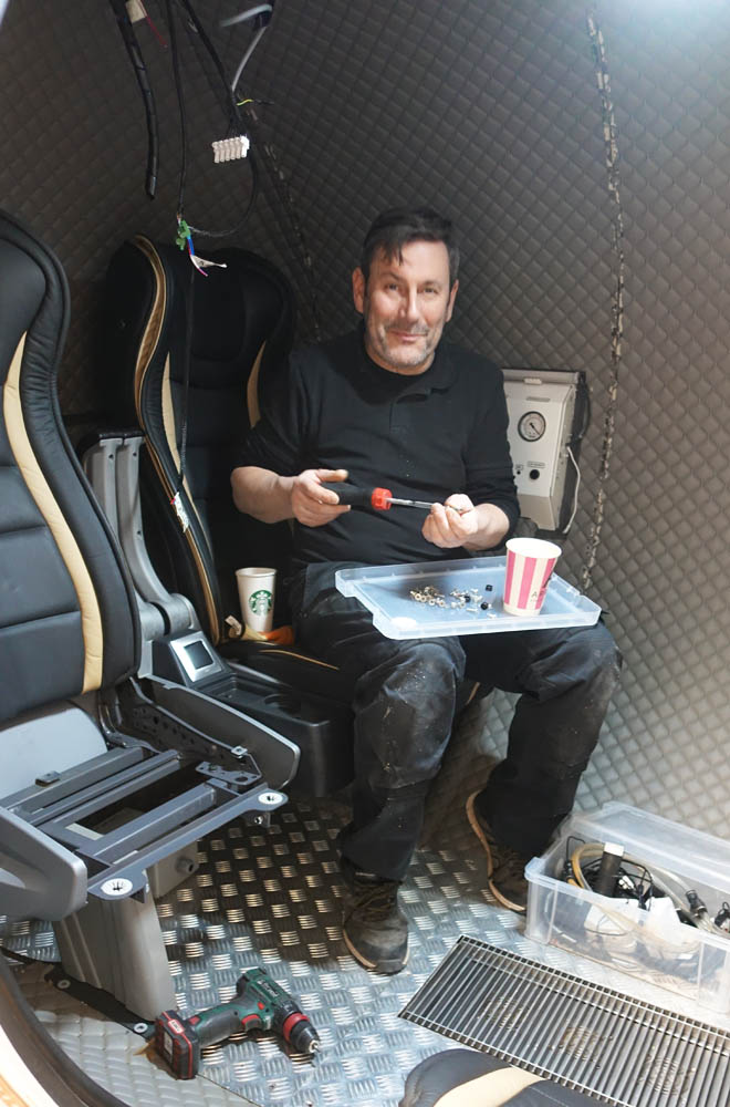 I thought I had caught Rob having a quick laptop meal in the HBOT