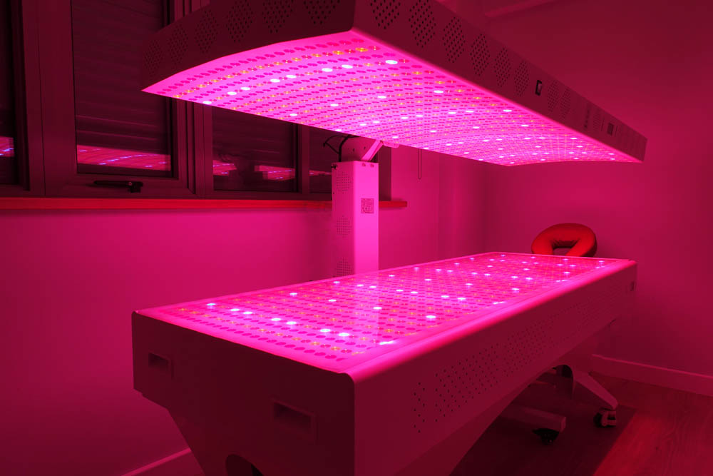 Red light bed in room number 2