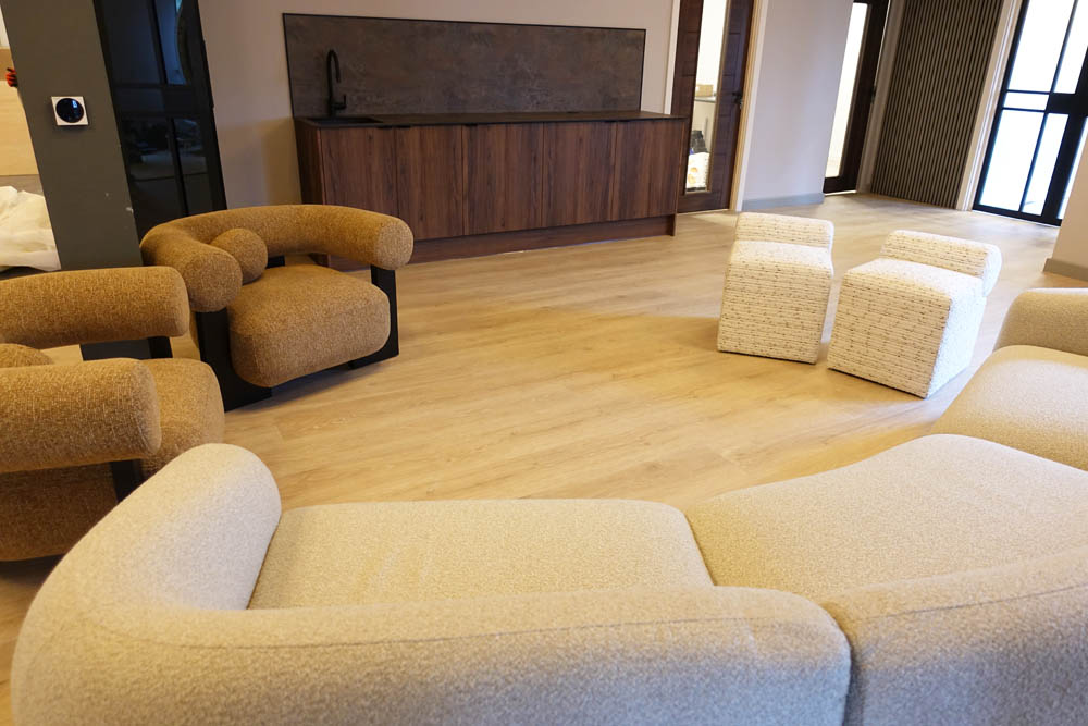 It needs a statement rug and coffee table. Furniture Village are delivering the coffee table this week, I think