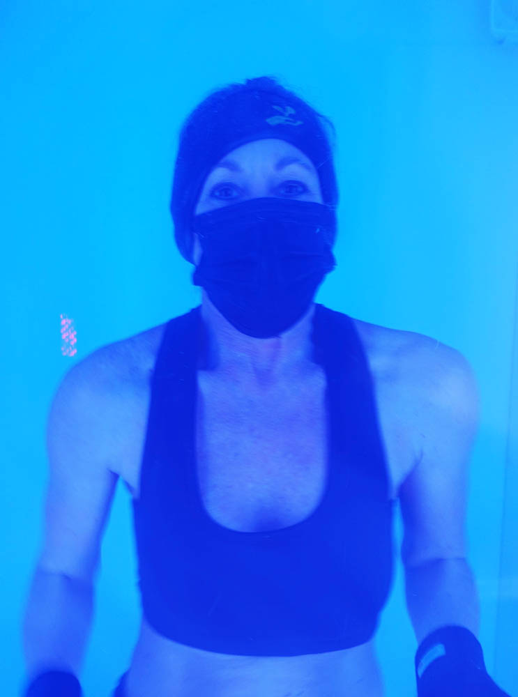 She's still in and smiling at 2 mins and 50 secs at -90 Celsius