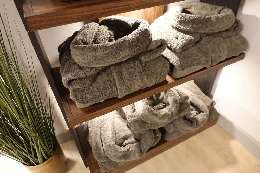 The robes and towels also arrived