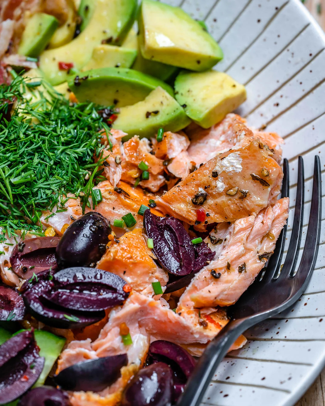 salmon-avocado-salad